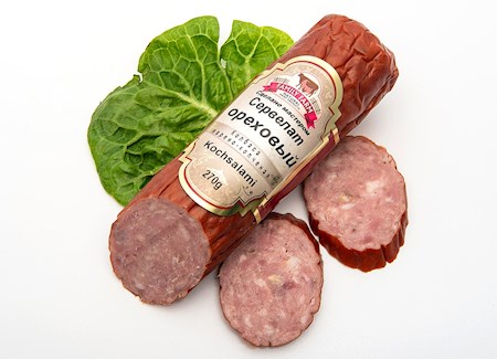 265g Family Farm Meat Kochsalami Servelat mit Nüsse  // Сервелат Ореховый 